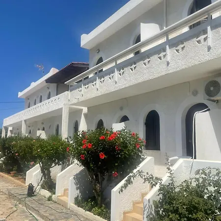 White House Mókhlos Exterior foto